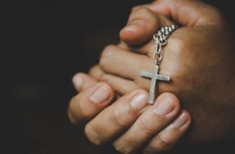 Як вибрати срібний хрестик, який захочеться носити щодня