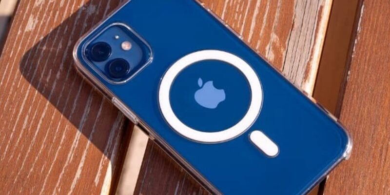 Як вибрати чохол для iPhone: захист, матеріали та дизайн